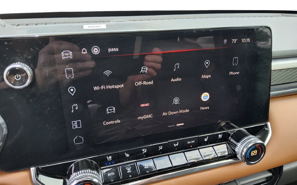 2023 GMC Canyon AT4