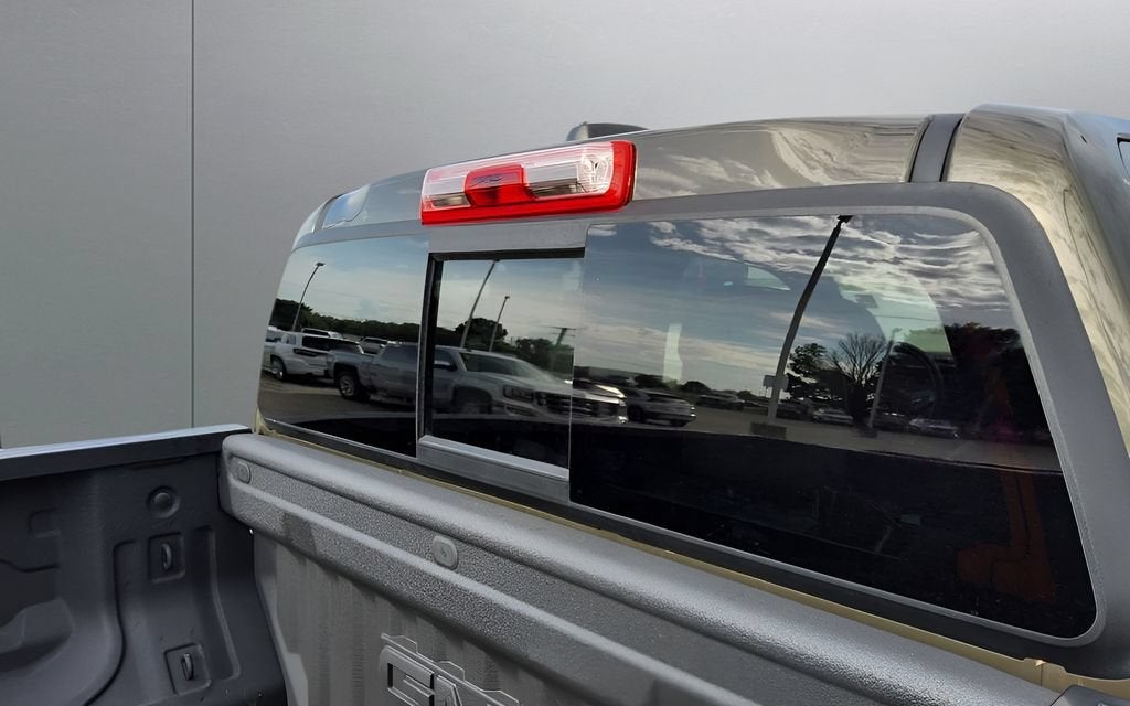 2023 GMC Canyon AT4