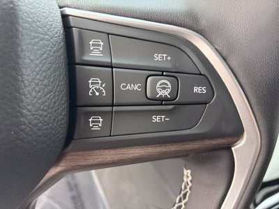 2027 Jeep Grand Cherokee GRAND CHEROKEE LIMITED RESERVE 4X4