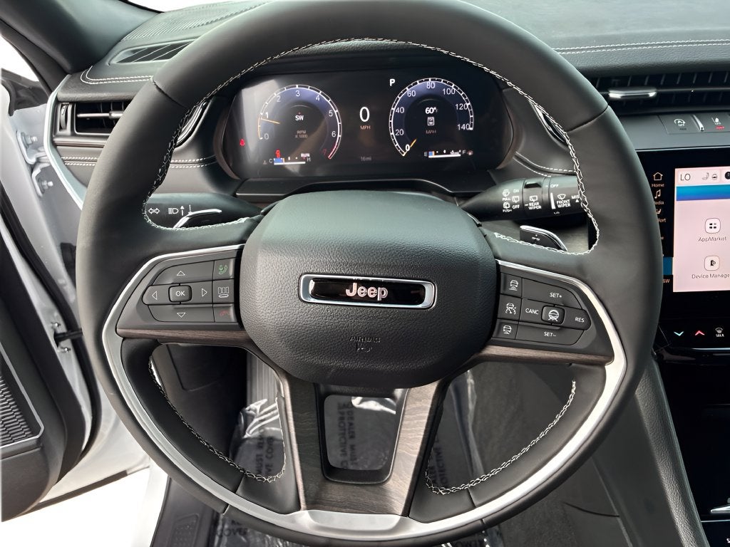 2027 Jeep Grand Cherokee GRAND CHEROKEE LIMITED RESERVE 4X4
