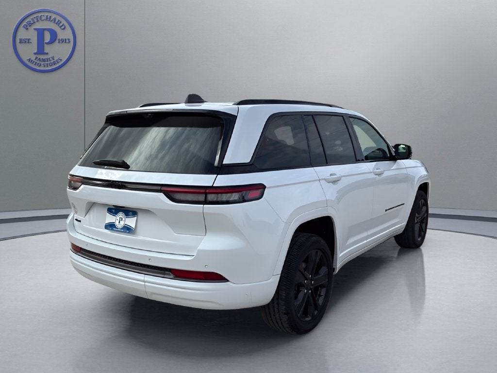 2027 Jeep Grand Cherokee GRAND CHEROKEE LIMITED RESERVE 4X4