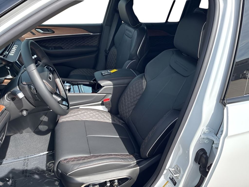 2026 Jeep Grand Cherokee GRAND CHEROKEE SUMMIT 4X4
