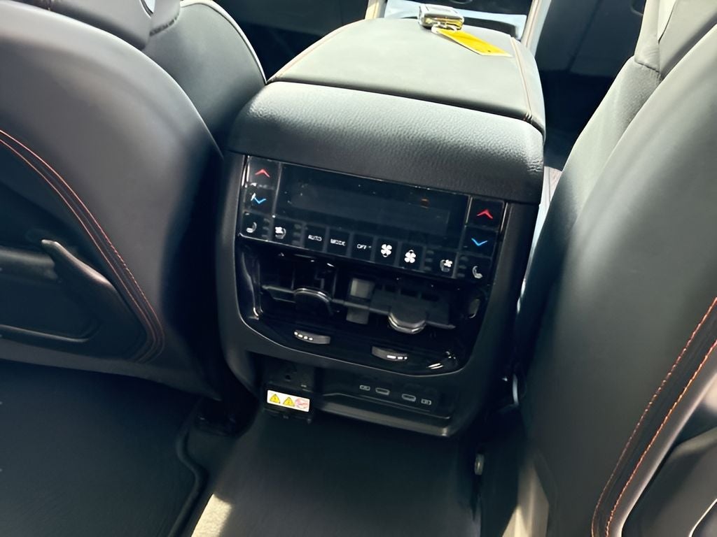 2026 Jeep Grand Cherokee GRAND CHEROKEE SUMMIT 4X4