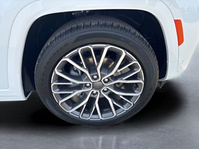 2026 Jeep Grand Cherokee GRAND CHEROKEE SUMMIT 4X4