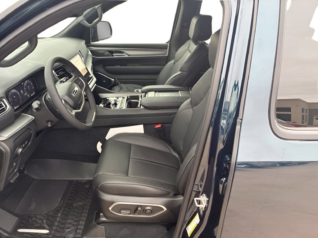 2027 Jeep Grand Wagoneer GRAND WAGONEER UPLAND 4X4