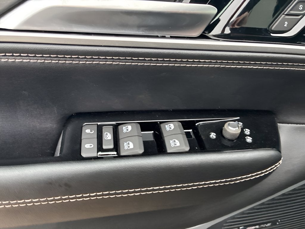 2027 Jeep Grand Wagoneer GRAND WAGONEER UPLAND 4X4