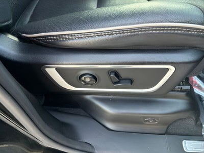 2020 RAM 1500 Laramie Crew Cab 4x4 5'7' Box