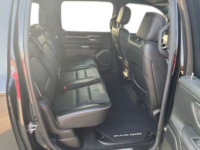 2020 RAM 1500 Laramie Crew Cab 4x4 5'7' Box