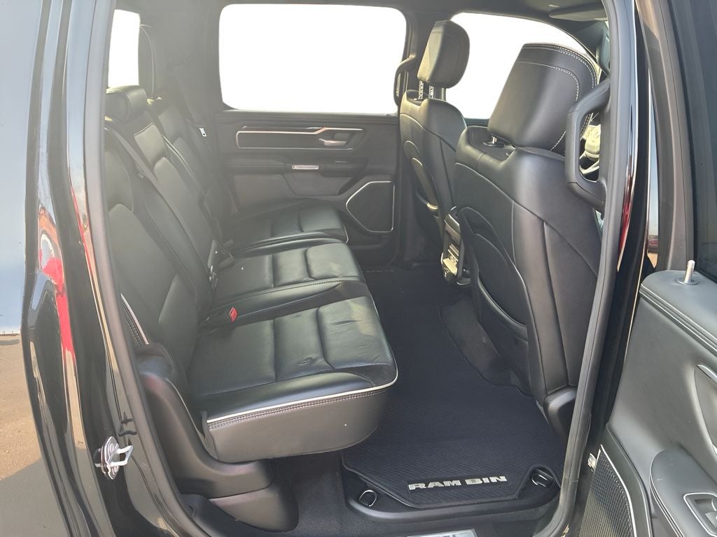 2020 RAM 1500 Laramie Crew Cab 4x4 5'7' Box