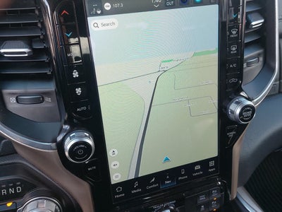 2022 RAM 1500 Laramie Crew Cab 4x4 5'7' Box