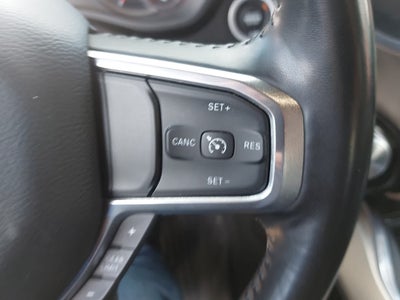 2022 RAM 1500 Laramie Crew Cab 4x4 5'7' Box