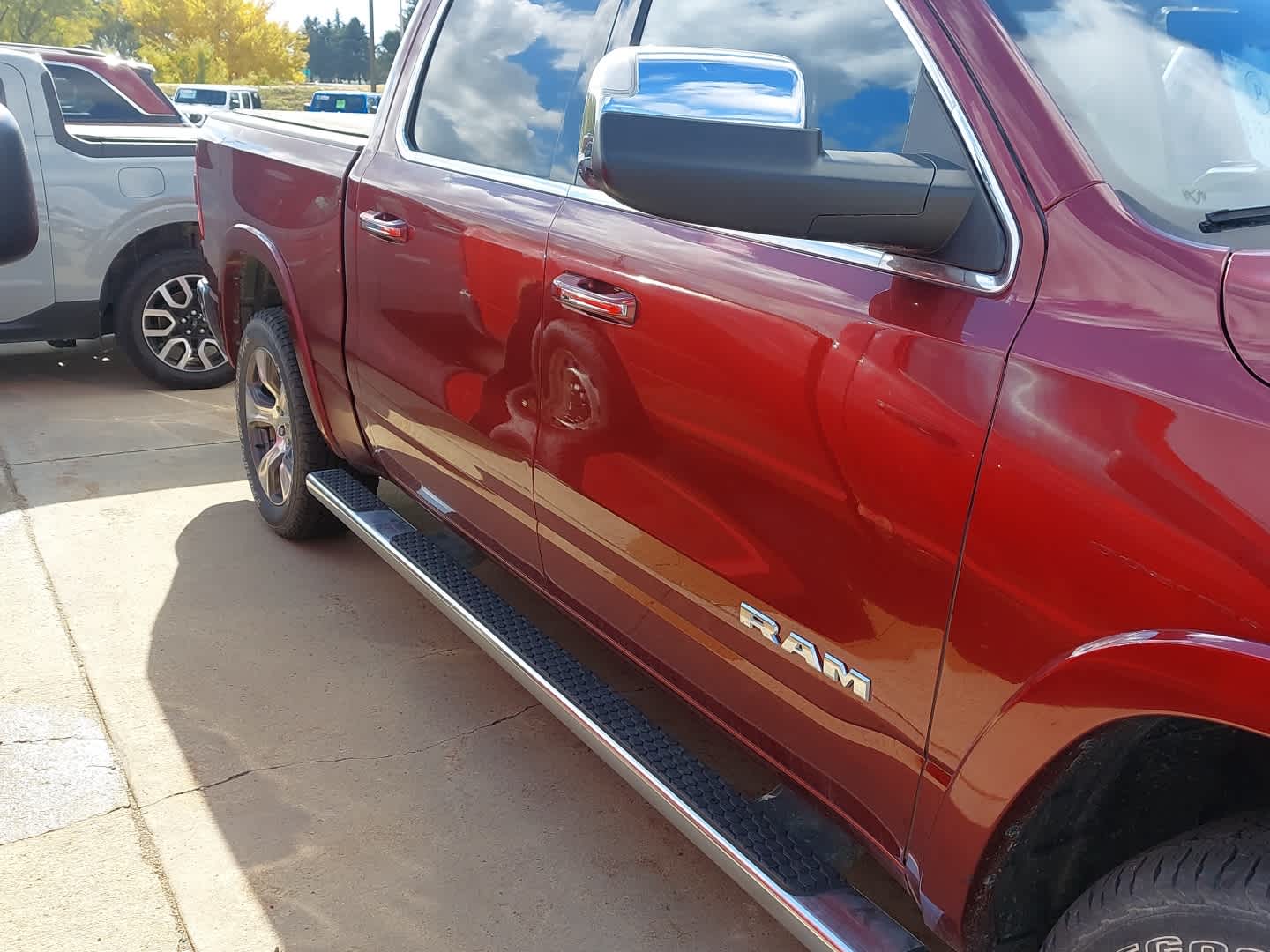 2022 RAM 1500 Laramie Crew Cab 4x4 5'7' Box