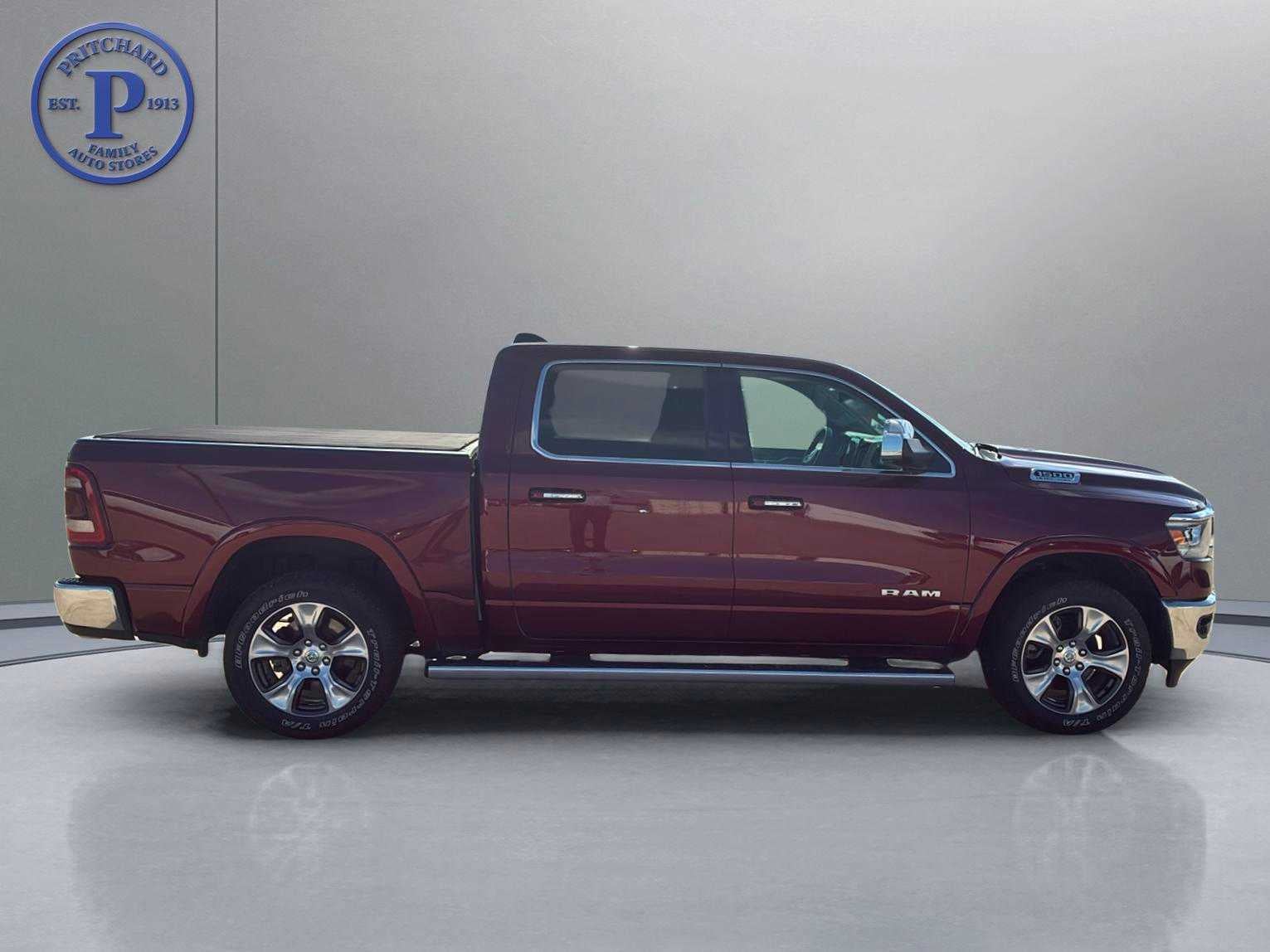 2022 RAM 1500 Laramie Crew Cab 4x4 5'7' Box