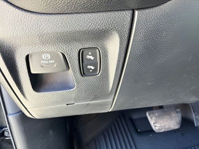 2019 RAM 1500 Big Horn/Lone Star Crew Cab 4x4 6'4' Box