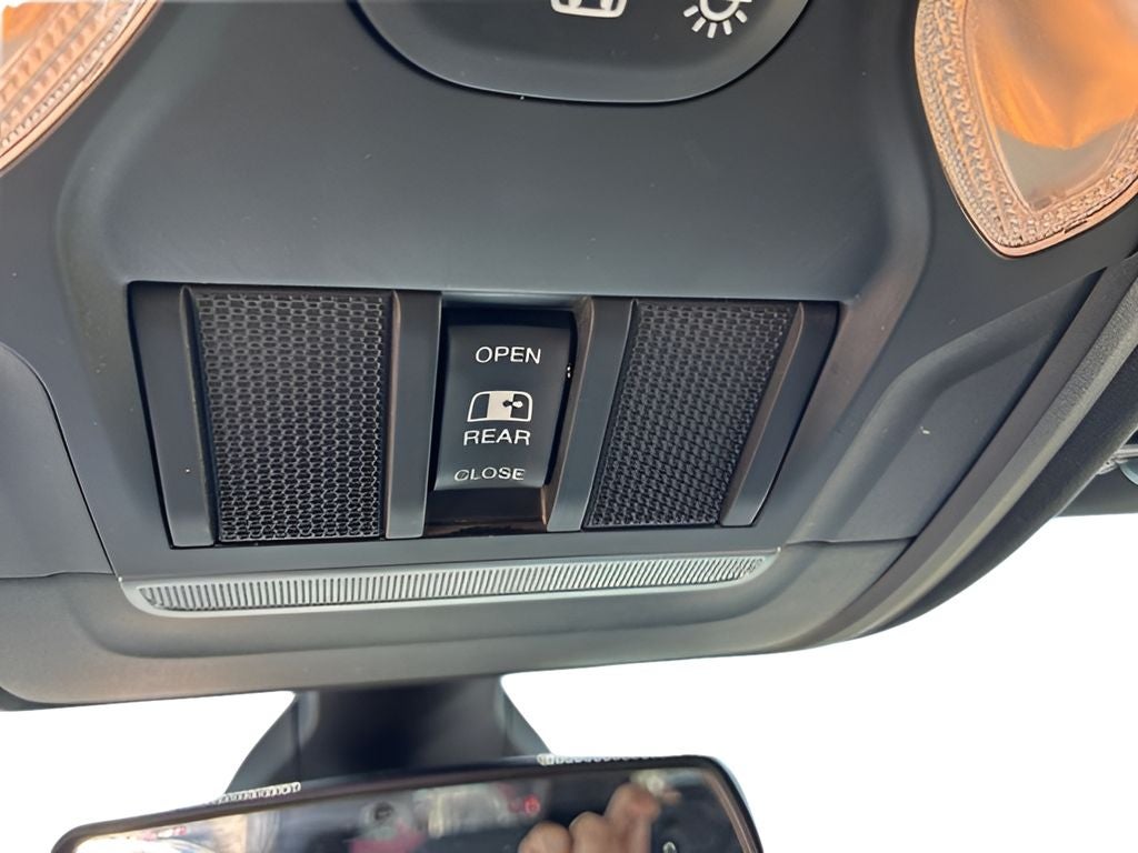 2019 RAM 1500 Big Horn/Lone Star Crew Cab 4x4 6'4' Box
