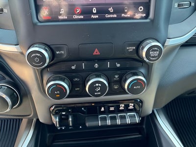 2019 RAM 1500 Big Horn/Lone Star Crew Cab 4x4 6'4' Box
