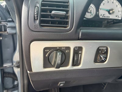 2005 Ford Thunderbird Base