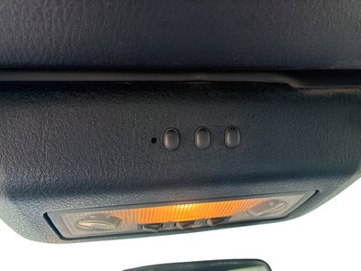 2005 Ford Thunderbird Base