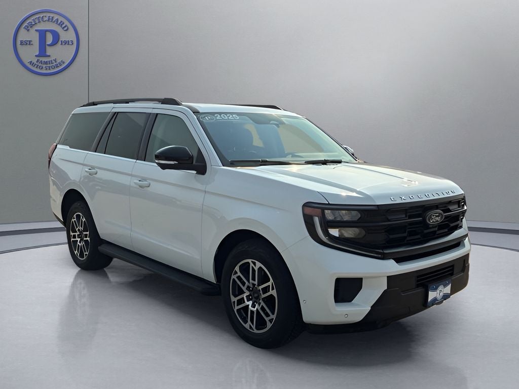 2025 Ford Expedition Active