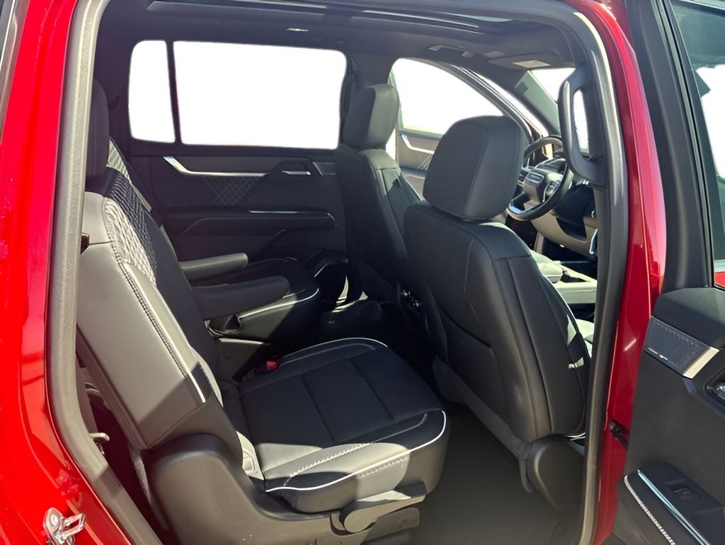 2025 GMC Acadia AWD Denali