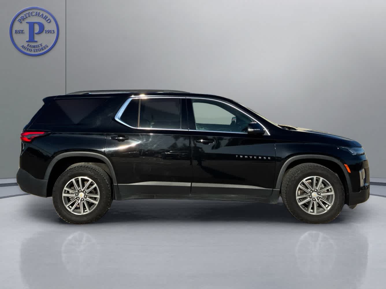 2023 Chevrolet Traverse AWD LT Cloth