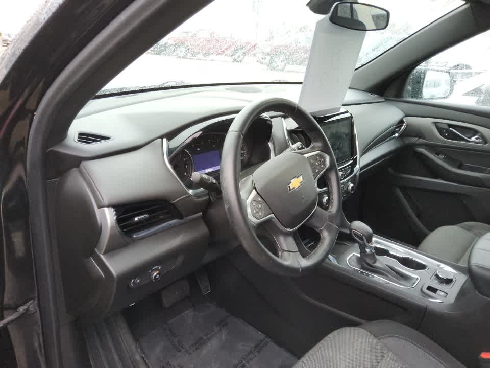 2023 Chevrolet Traverse AWD LT Cloth