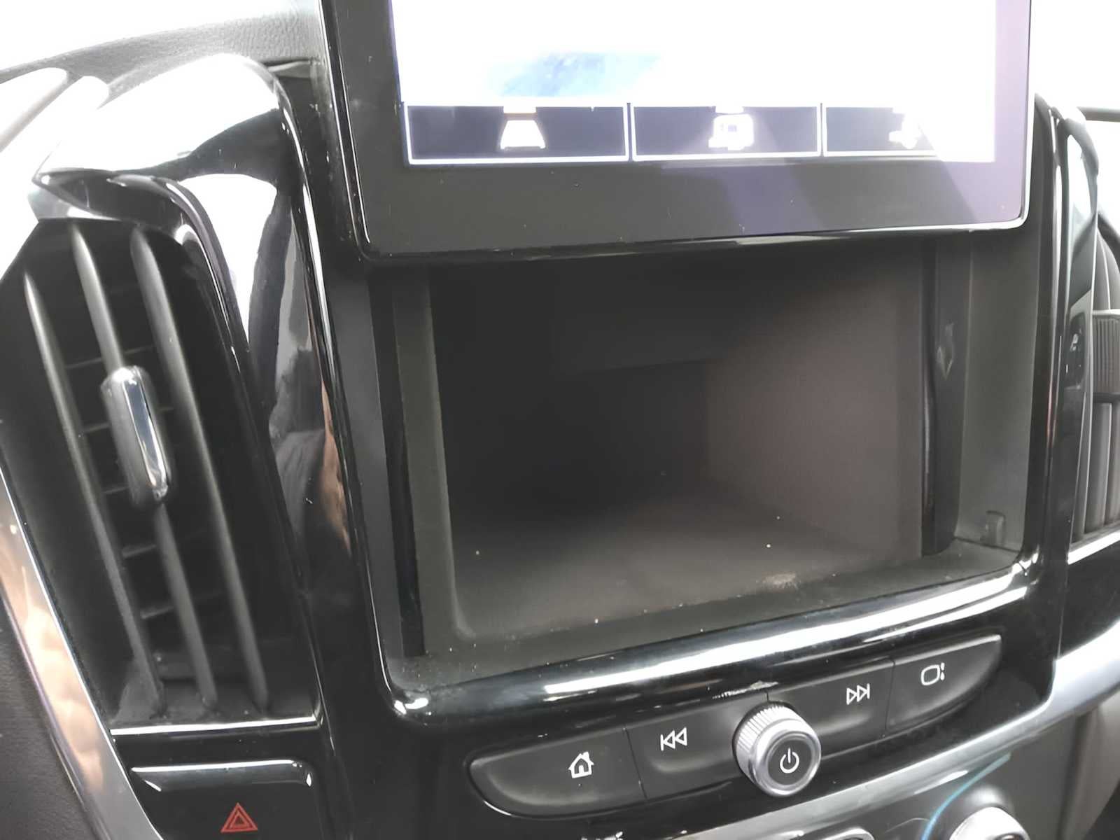 2023 Chevrolet Traverse AWD LT Cloth