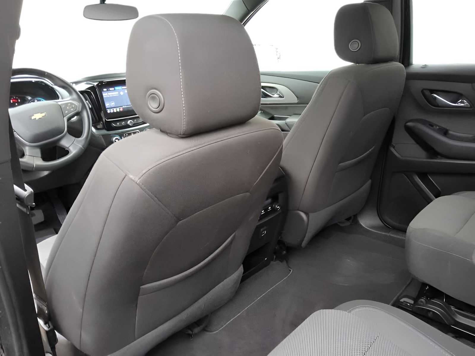 2023 Chevrolet Traverse AWD LT Cloth