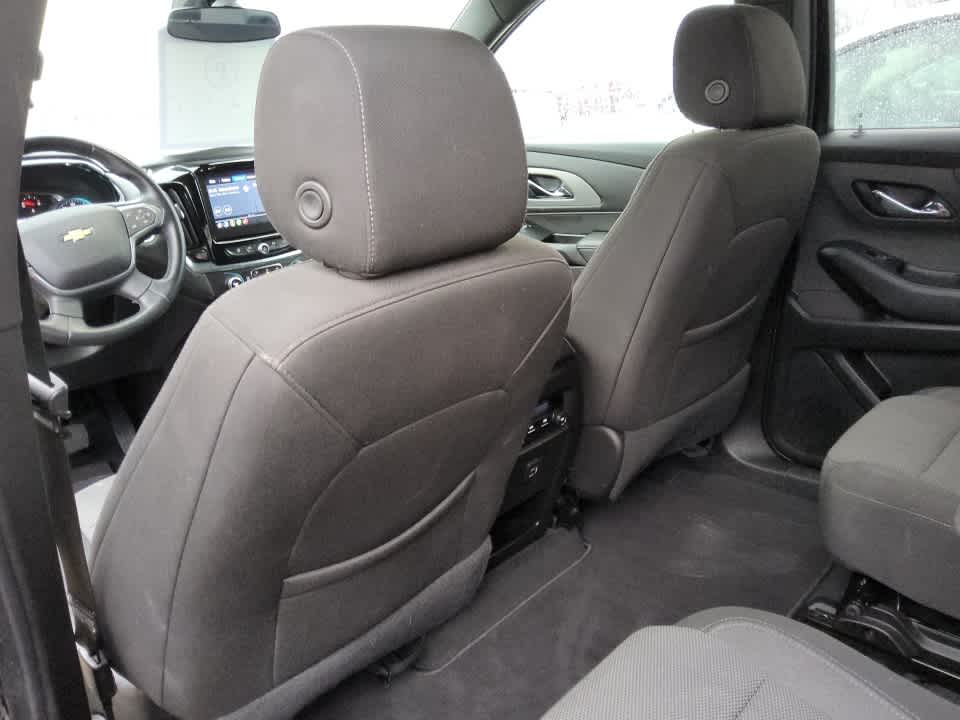 2023 Chevrolet Traverse AWD LT Cloth