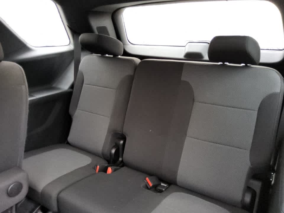 2023 Chevrolet Traverse AWD LT Cloth