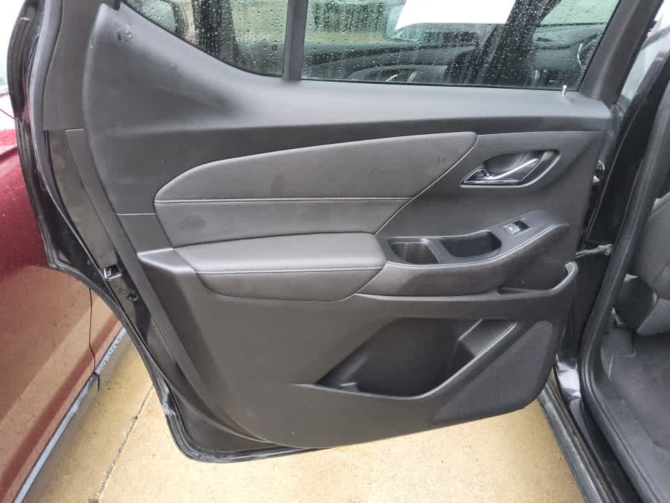 2023 Chevrolet Traverse AWD LT Cloth