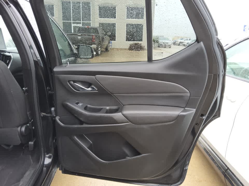 2023 Chevrolet Traverse AWD LT Cloth