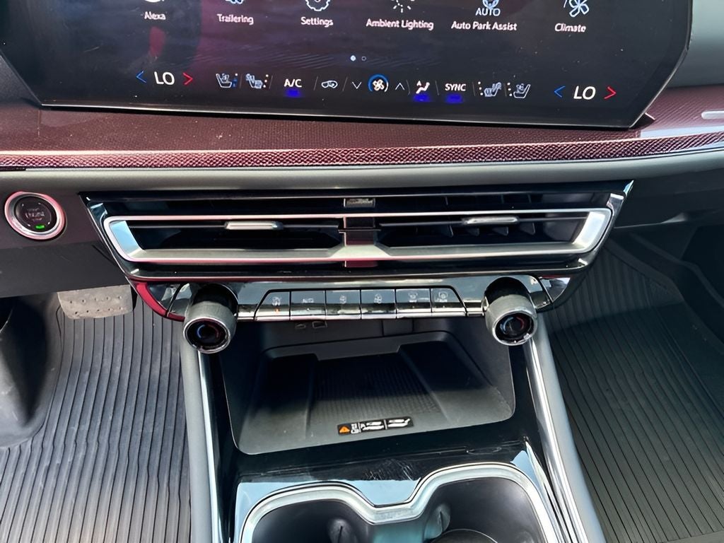 2024 Chevrolet Traverse AWD RS