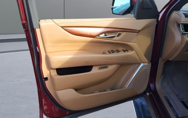 2017 Cadillac Escalade Platinum