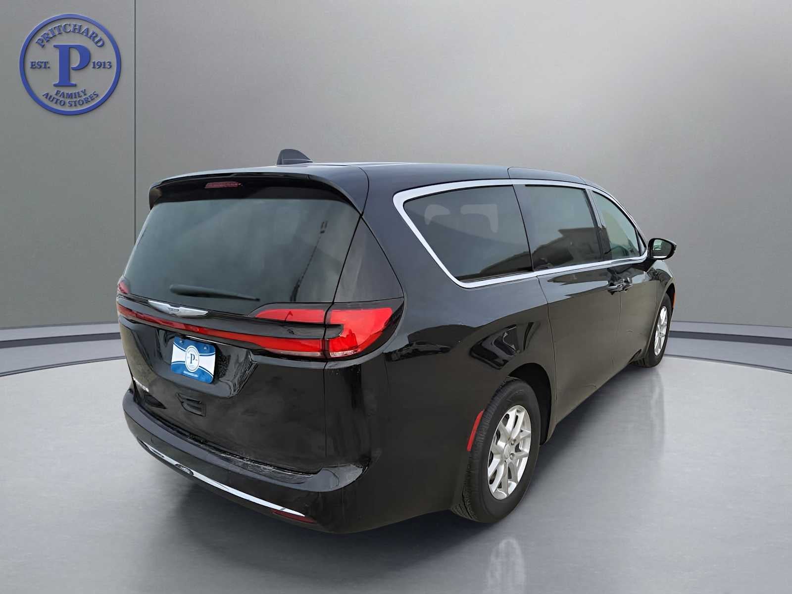 2026 Chrysler Pacifica PACIFICA SELECT