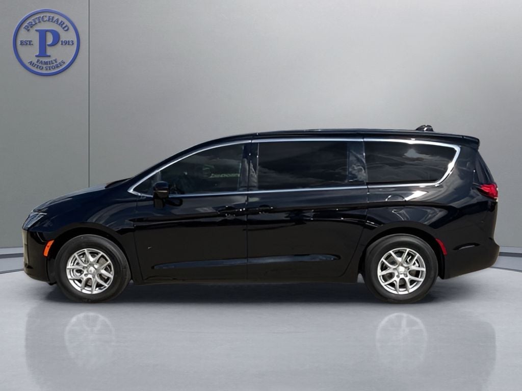 2027 Chrysler Pacifica PACIFICA SELECT