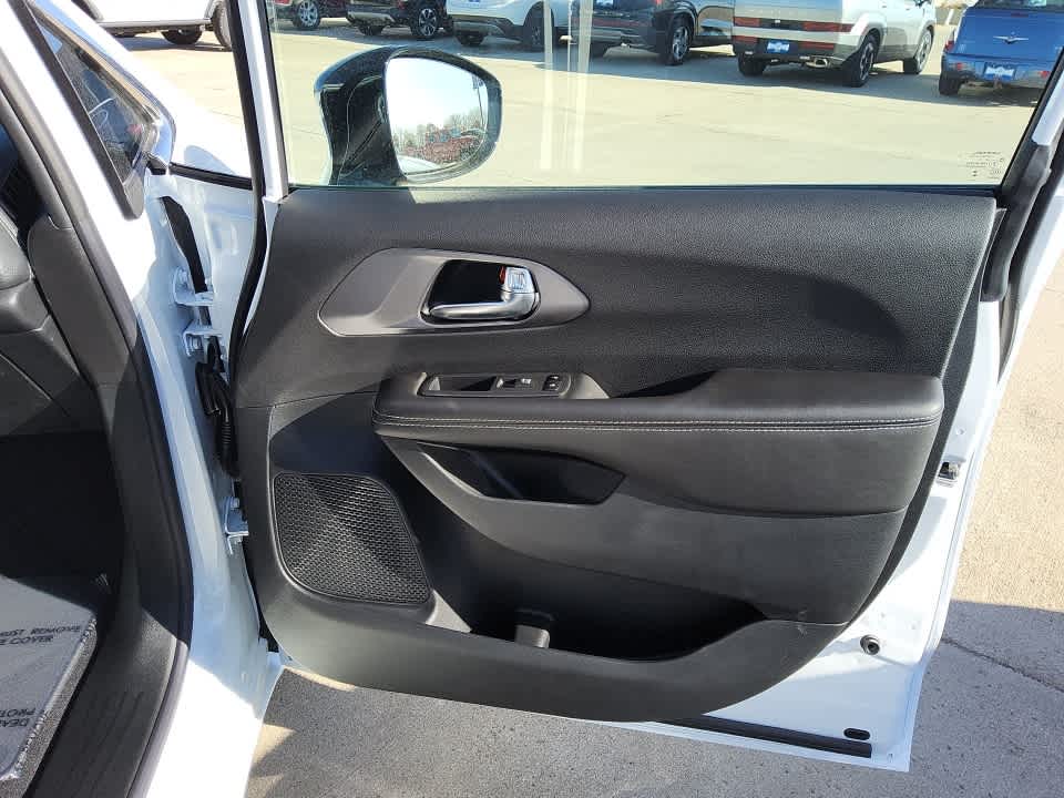 2026 Chrysler Pacifica PACIFICA SELECT