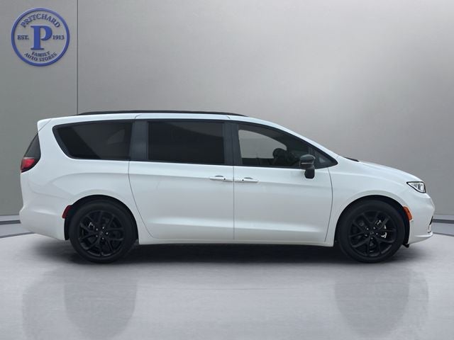 2026 Chrysler Pacifica PACIFICA LIMITED