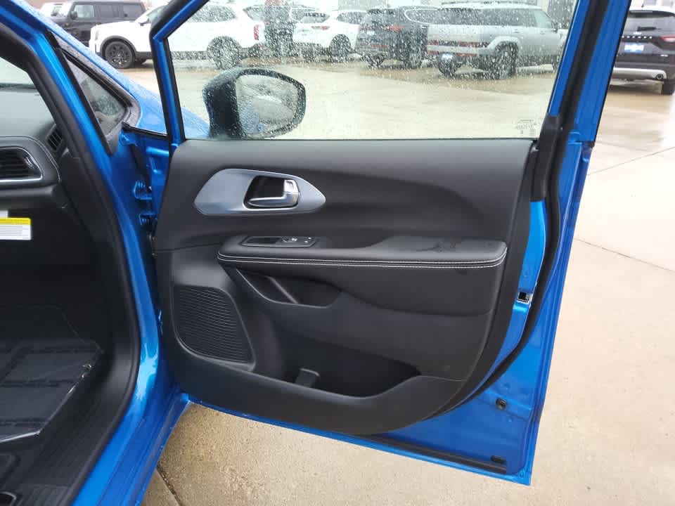 2026 Chrysler Pacifica PACIFICA LIMITED