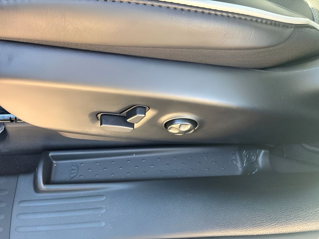 2027 Chrysler Pacifica PACIFICA LIMITED