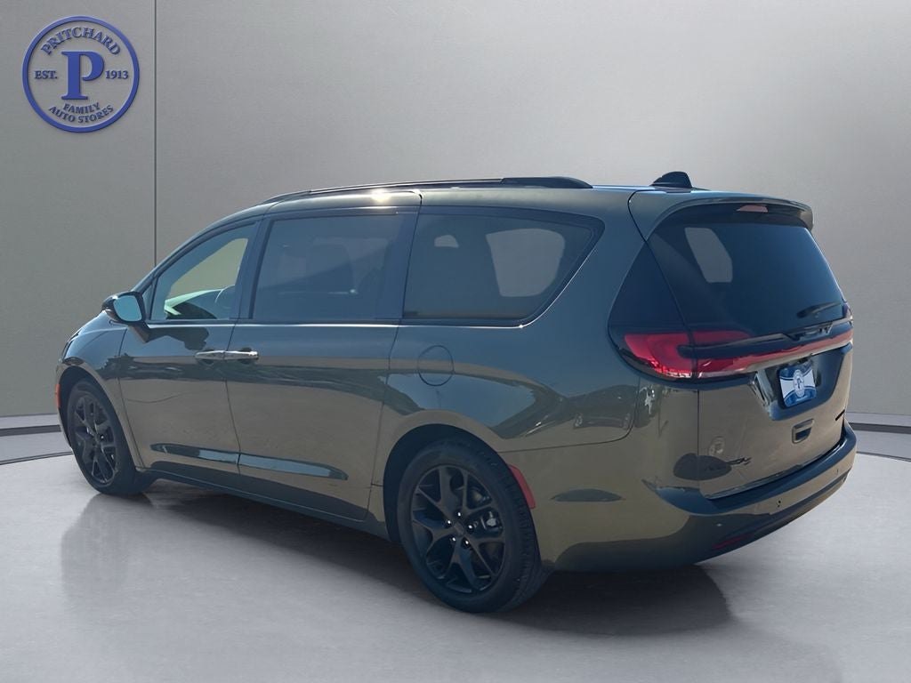 2027 Chrysler Pacifica PACIFICA LIMITED