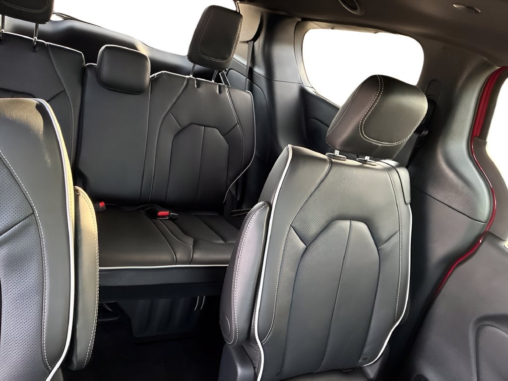 2027 Chrysler Pacifica PACIFICA LIMITED
