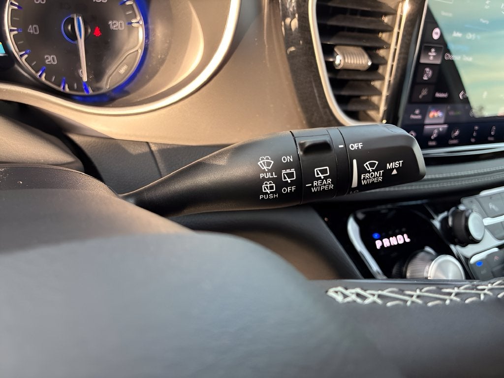2027 Chrysler Pacifica PACIFICA LIMITED