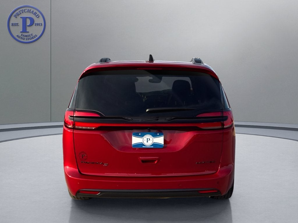 2027 Chrysler Pacifica PACIFICA LIMITED