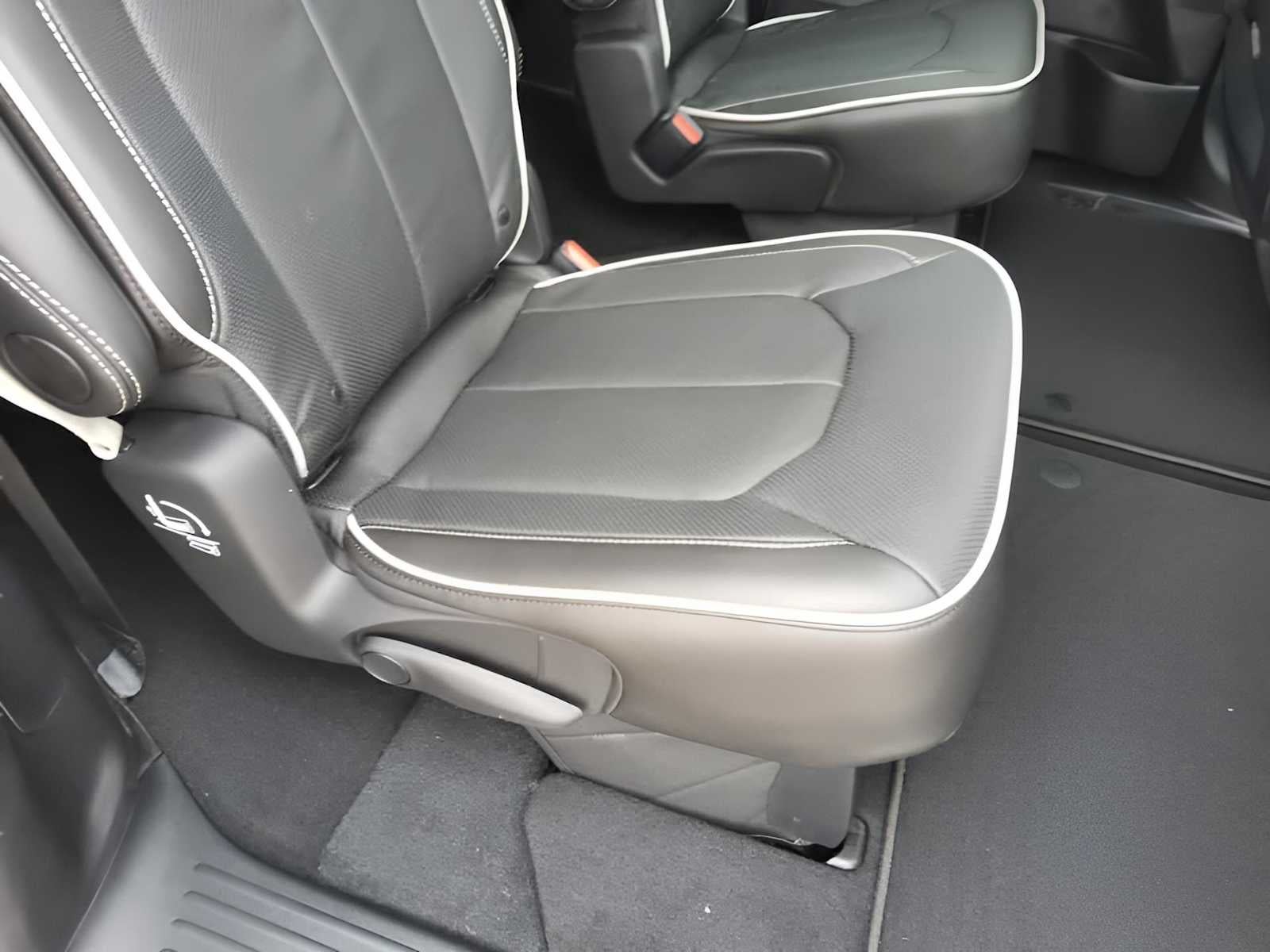 2026 Chrysler Pacifica PACIFICA LIMITED