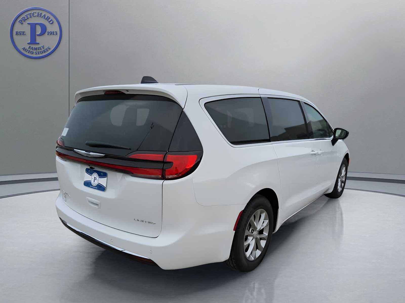 2026 Chrysler Pacifica PACIFICA LIMITED