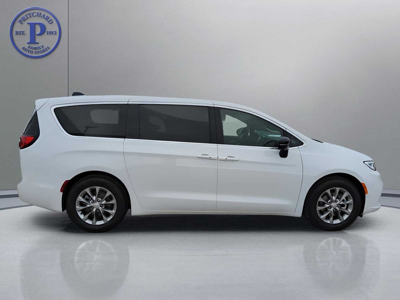 2026 Chrysler Pacifica PACIFICA LIMITED