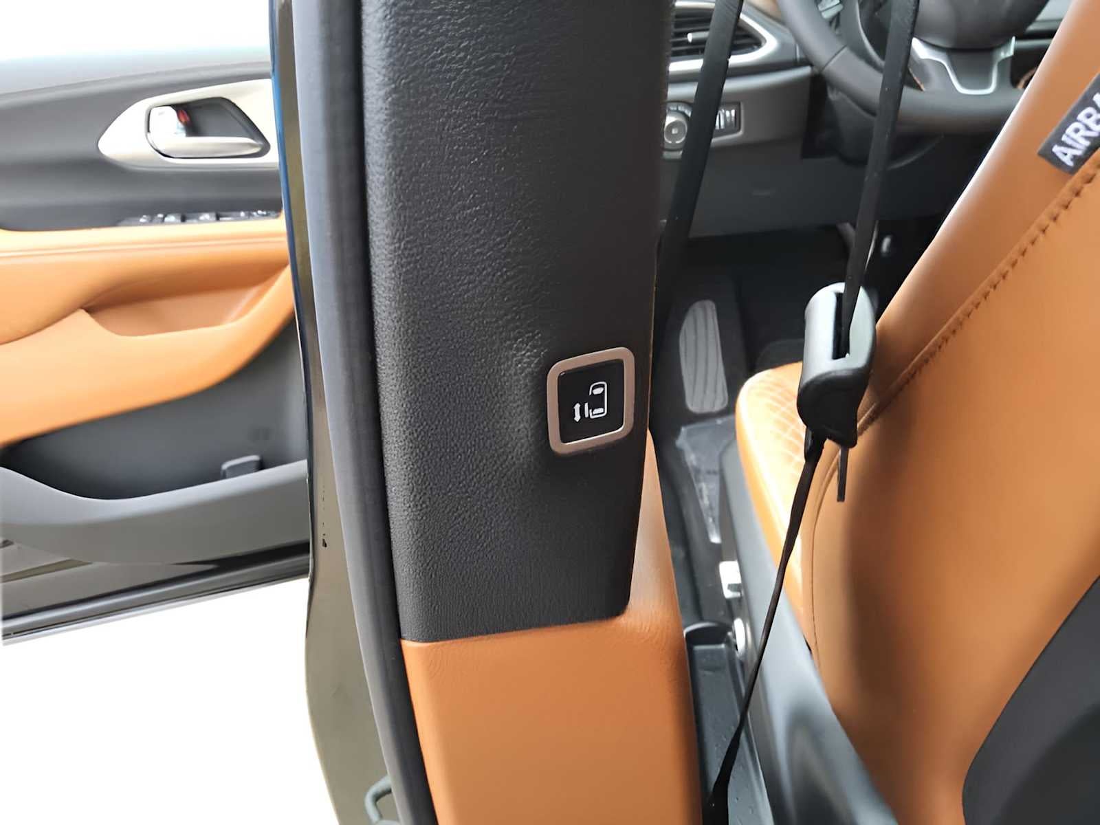 2026 Chrysler Pacifica PACIFICA PINNACLE