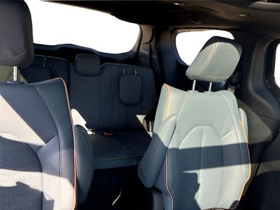 2027 Chrysler Pacifica PACIFICA PINNACLE