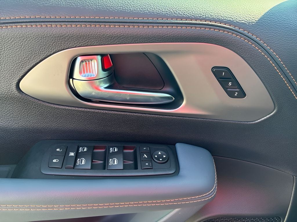 2027 Chrysler Pacifica PACIFICA PINNACLE